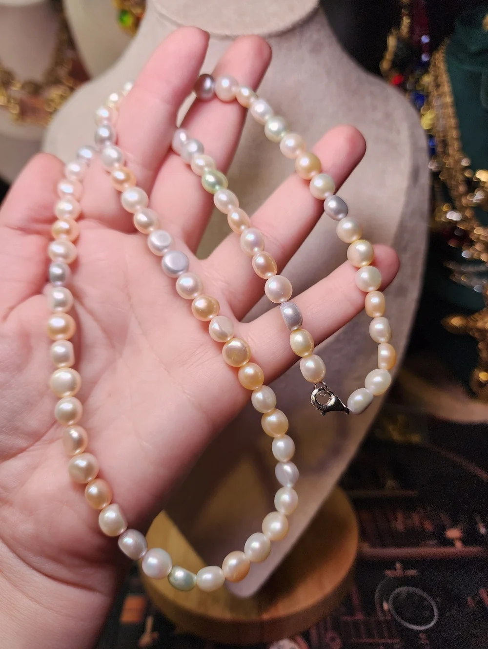 Reseller Freshwater Pearl Necklace Lot Of 4 - Picture 4 of 7